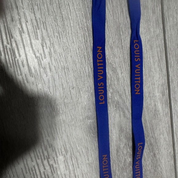 AUTHENTIC LOUIS VUITTON RIBBON - Picture 1 of 4